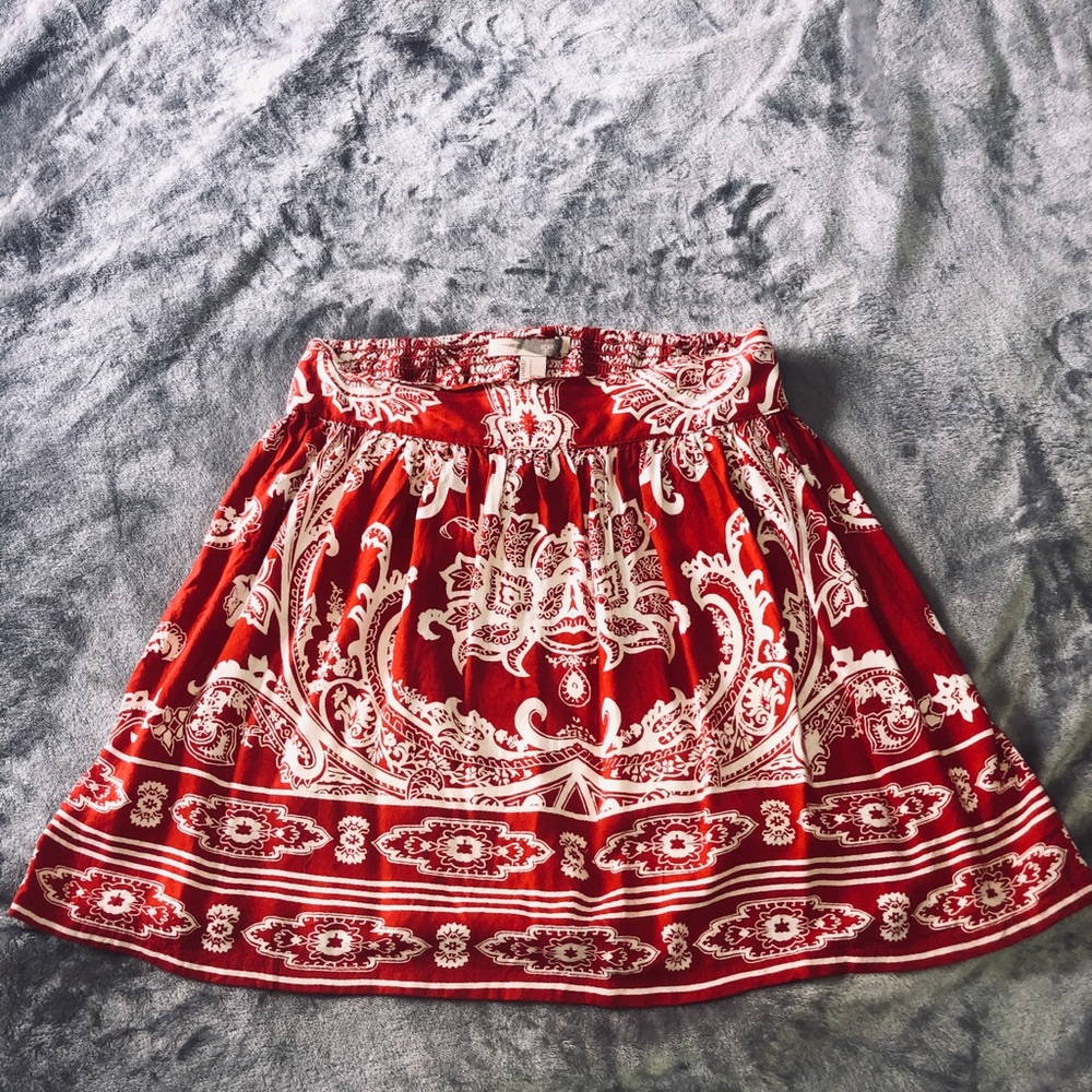 F21 flowy short skirt